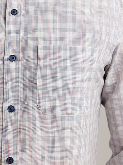 chest pocket on linen merino shirt of Wolk Antwerp