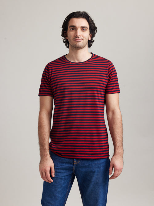 Wolk-Man wearing Climaforce Merino T-shirt in red blue stripe and round neck