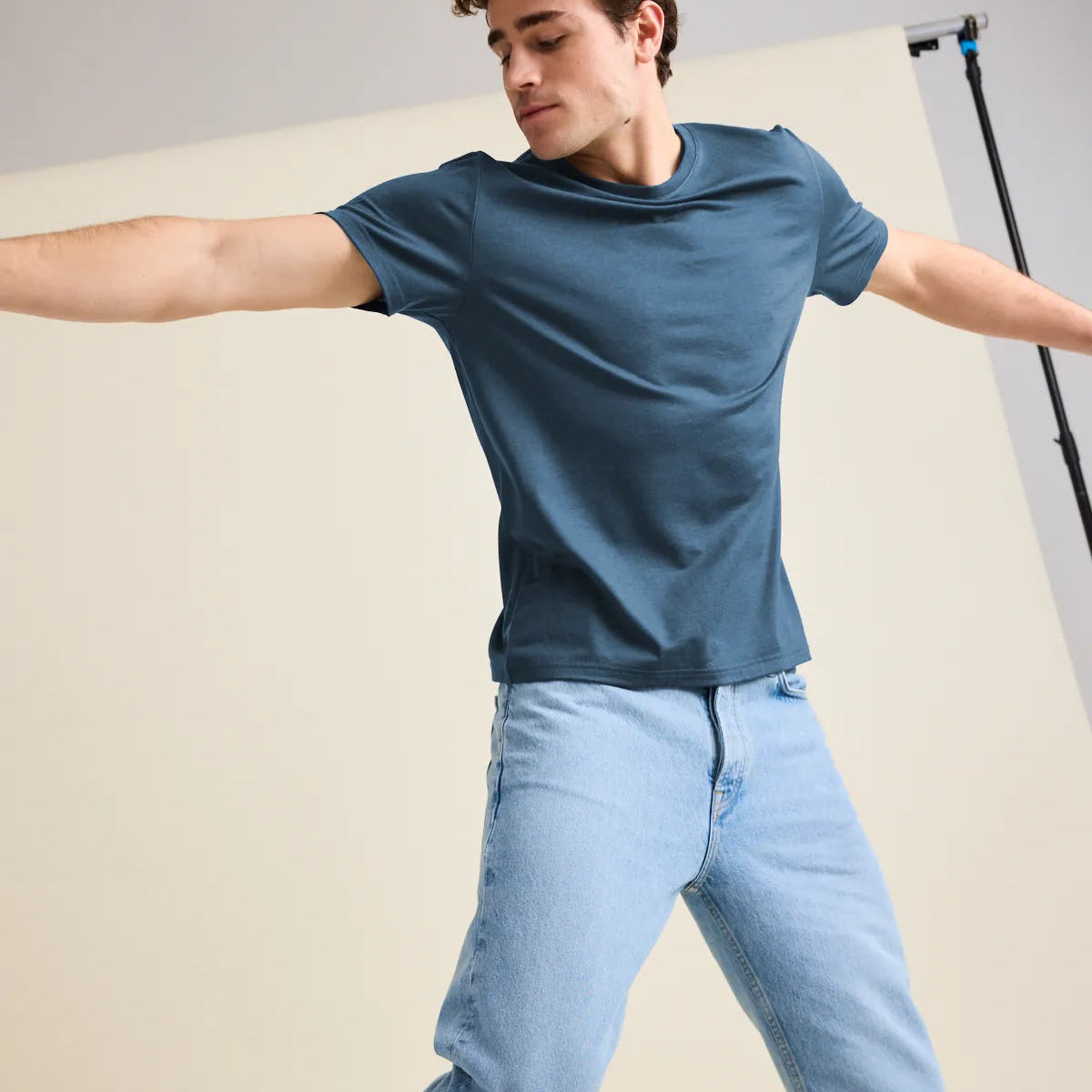 Denim Blue men's merino wool T-shirt with crew neck and short sleeves by Wolk