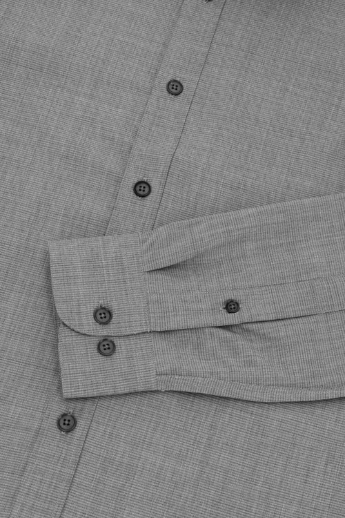 rounded cuff with 2 corrozo buttons in merino wool grey ottoman