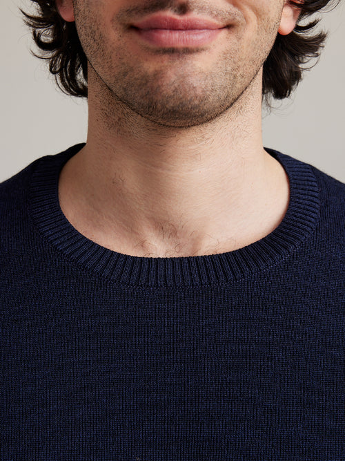 navy merino wool sweater with crew neck for men made in Europe (Portugal)
