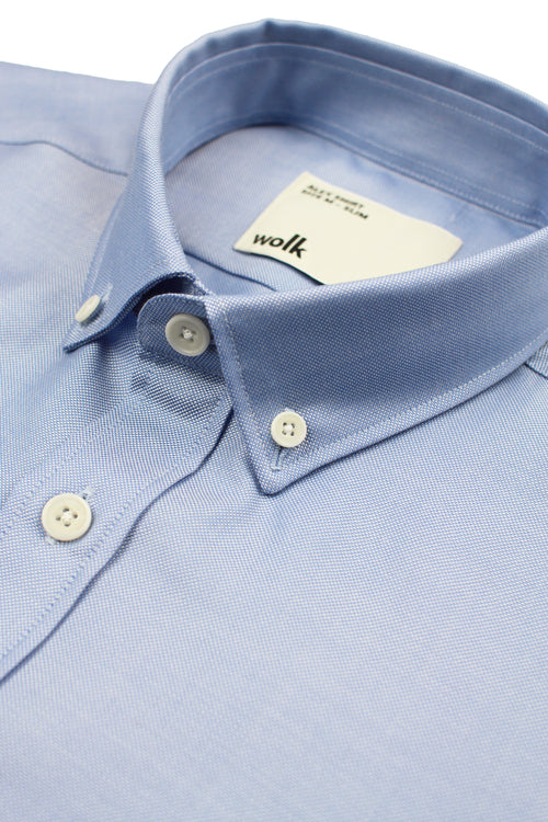 Button-down collar on Oxford merino wool tencel shirt from wolk in light blue