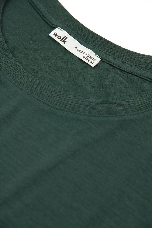 Wolk Oscar merino wool T-shirt in dark green color with rib knit collar